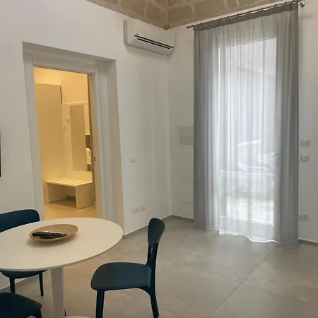 Via Fardella 204 *