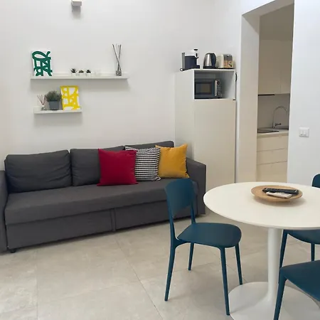 Appartamento Via Fardella 204 *