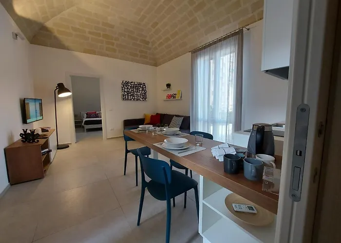 Via Fardella 204